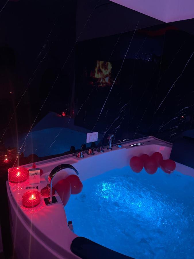 Due Cuori Suite Bari Zewnętrze zdjęcie